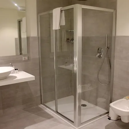 Oliveto 3*